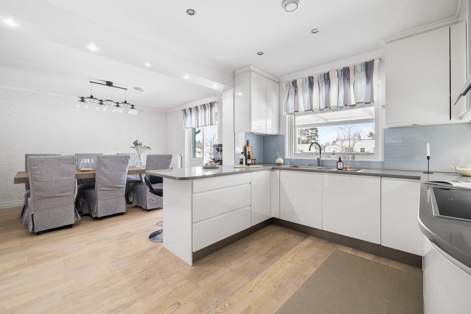 Villa, Pionvägen 1, Roslags-näsby, Täby