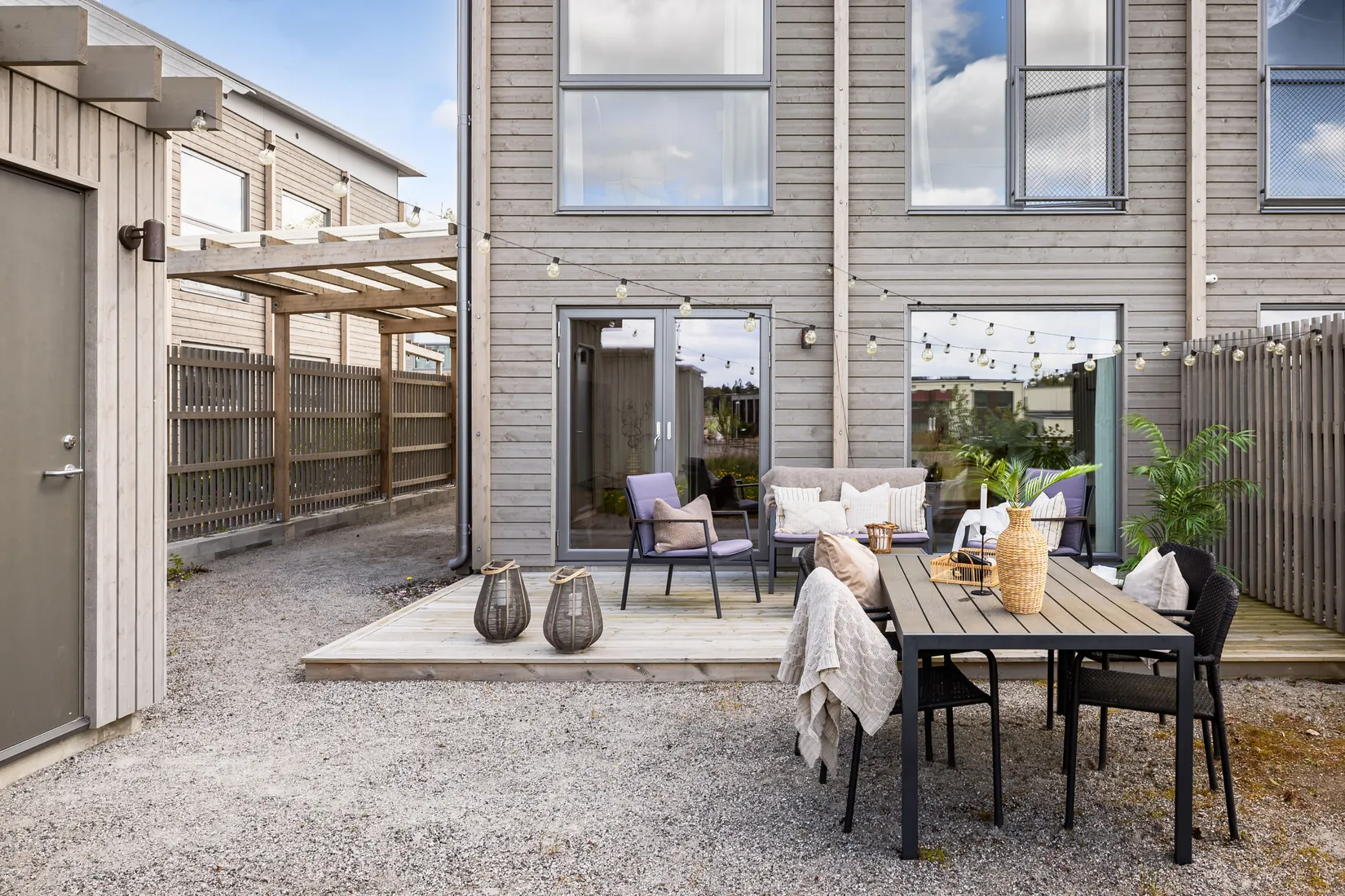 Radhus, Stenkolsgatan 20A, Stenby, Eskilstuna