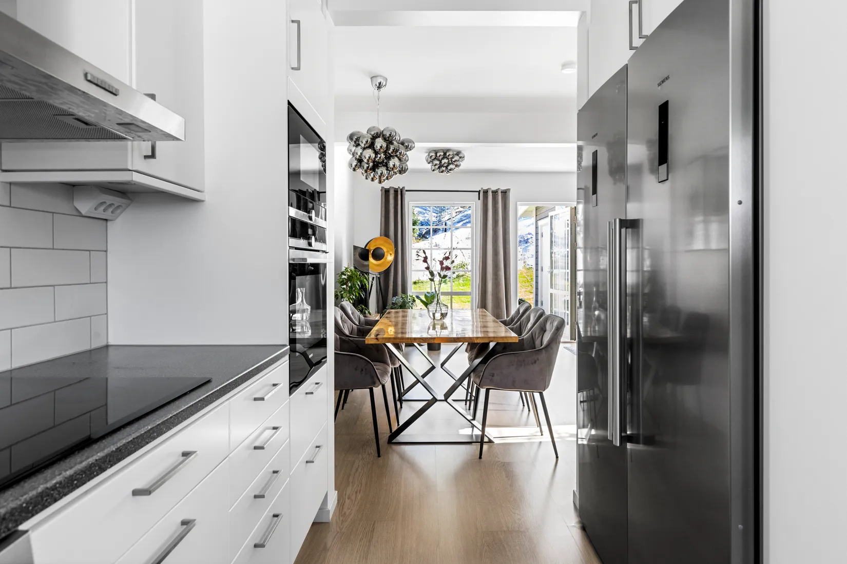 Bostadsrätt, Radhus, Blåhallonvägen 26A, Tosterön, Strängnäs