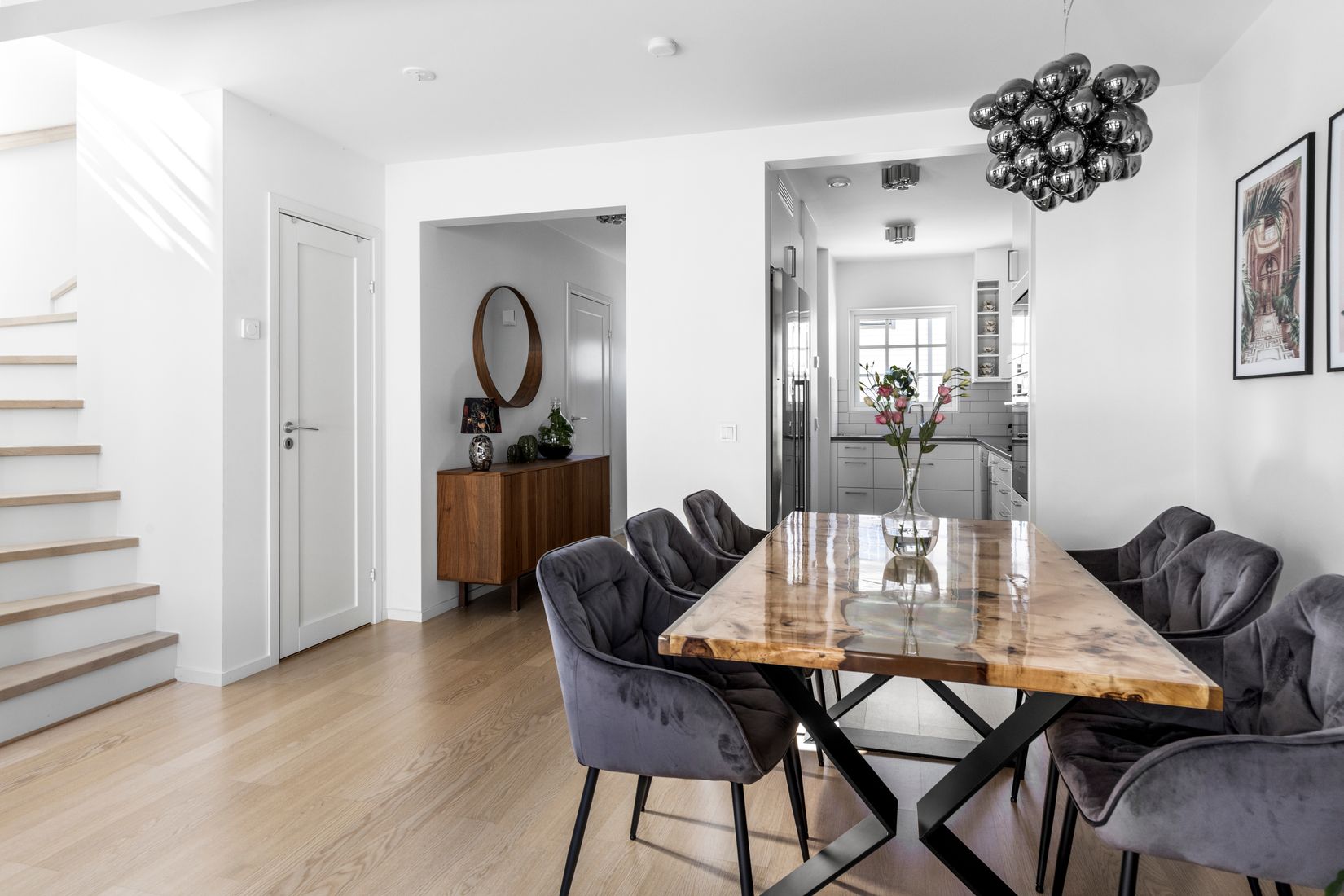 Bostadsrätt, Radhus, Blåhallonvägen 26A, Tosterön, Strängnäs