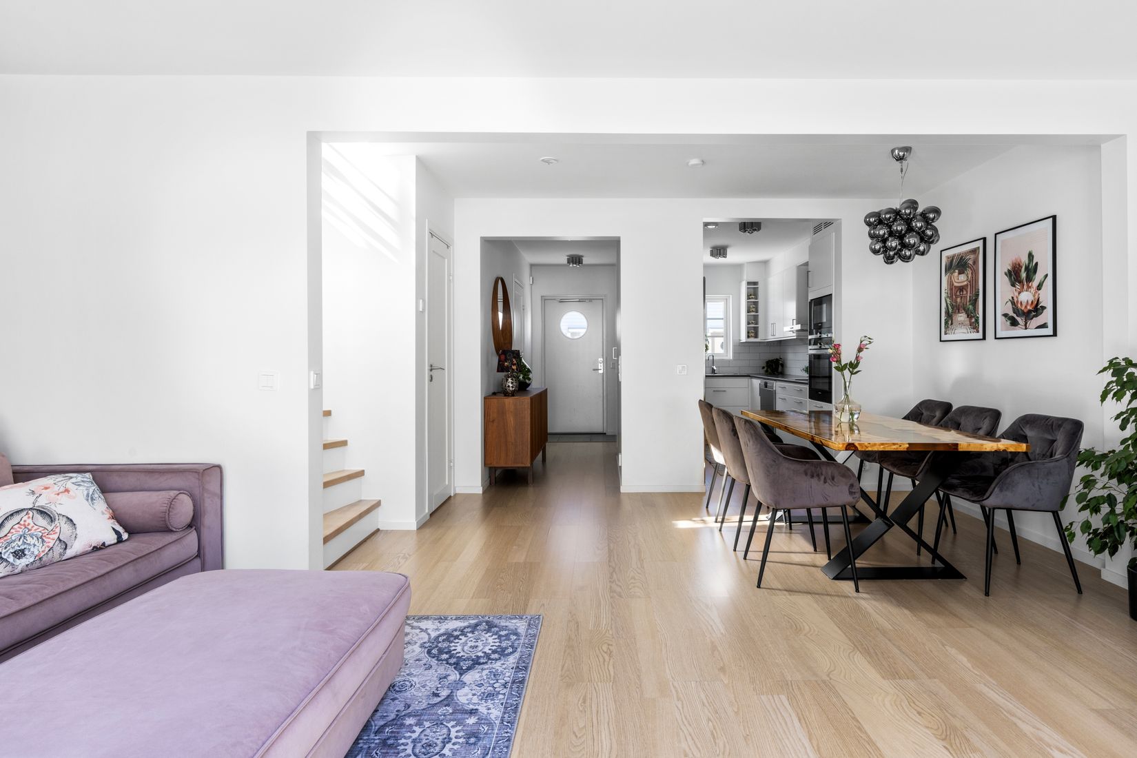 Bostadsrätt, Radhus, Blåhallonvägen 26A, Tosterön, Strängnäs