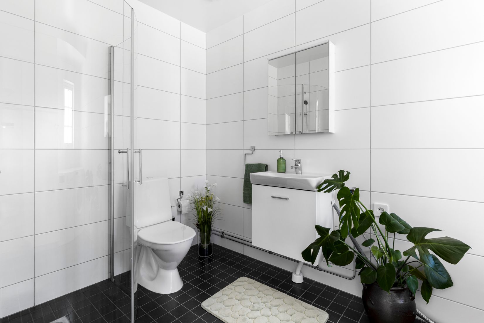 Bostadsrätt, Radhus, Blåhallonvägen 26A, Tosterön, Strängnäs