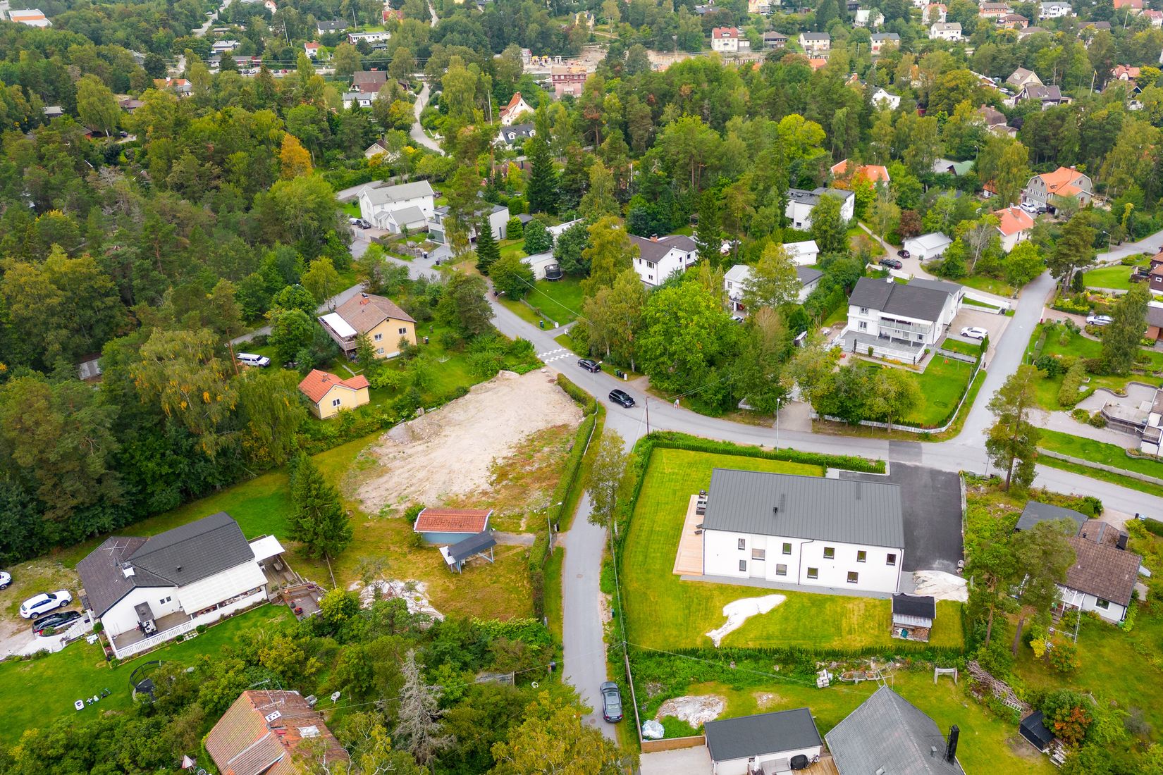 Tomt, Fredsvägen 7, Roslags-näsby, Täby