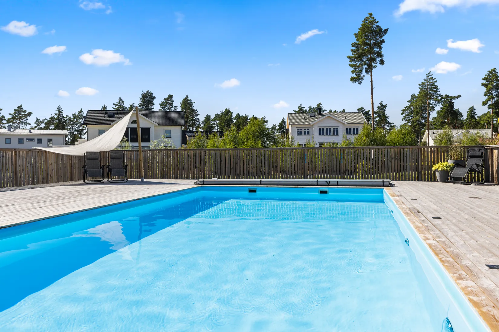 Bostadsrätt, Radhus, Blåhallonvägen 28G, Bresshammar, Strängnäs