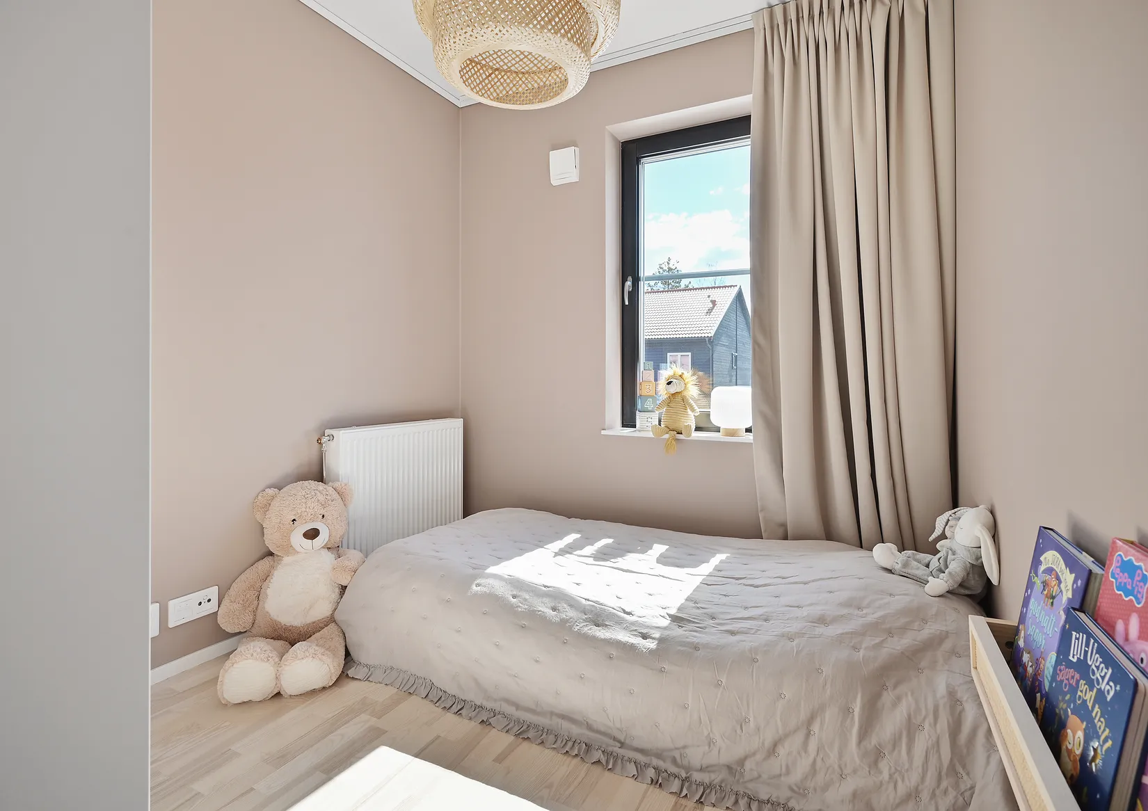 Bostadsrätt, Radhus, Bagarstugans väg 29, Steninge Slottsby, Sigtuna