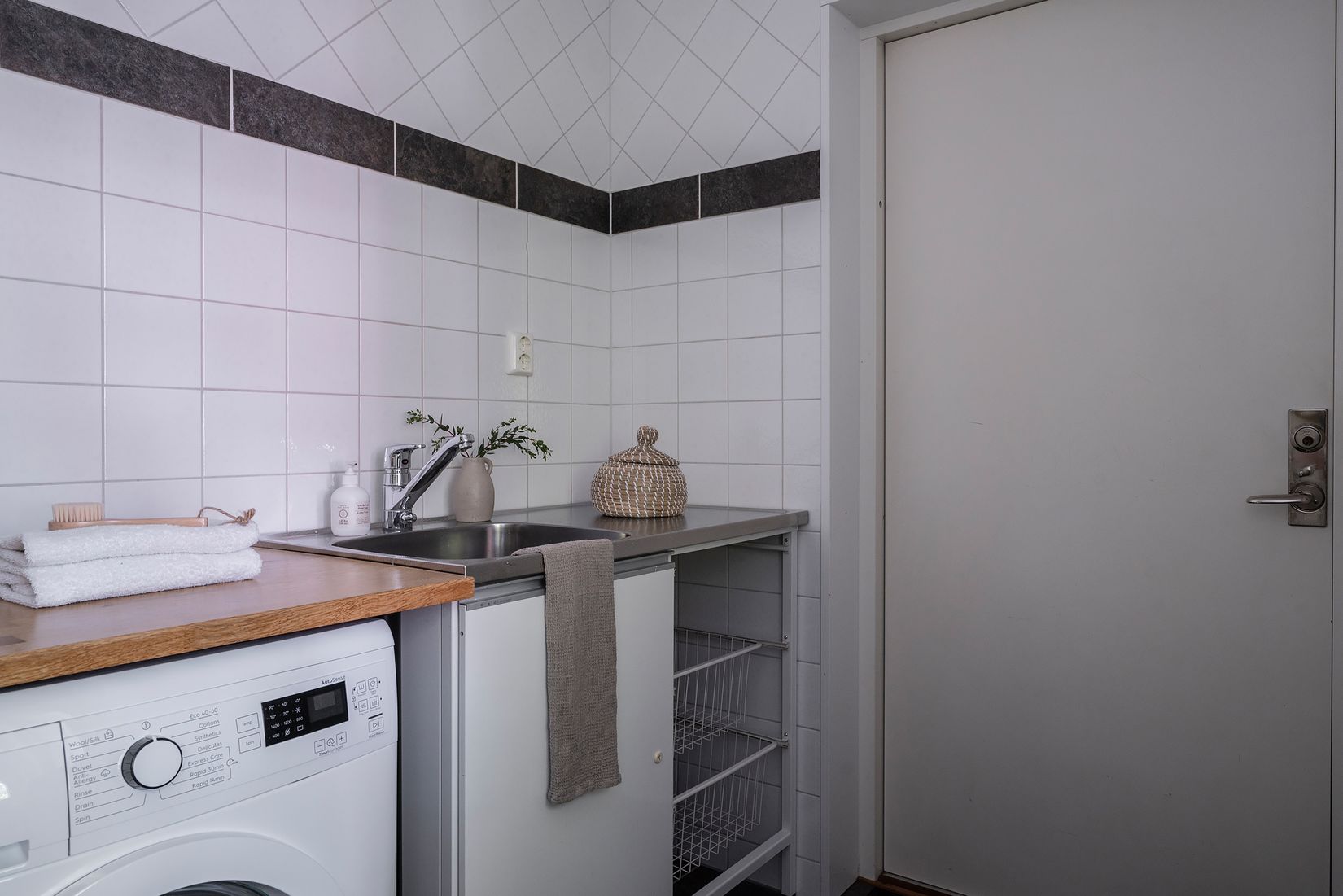 Villa, Laggkärlsvägen 21, Kästa, Huddinge