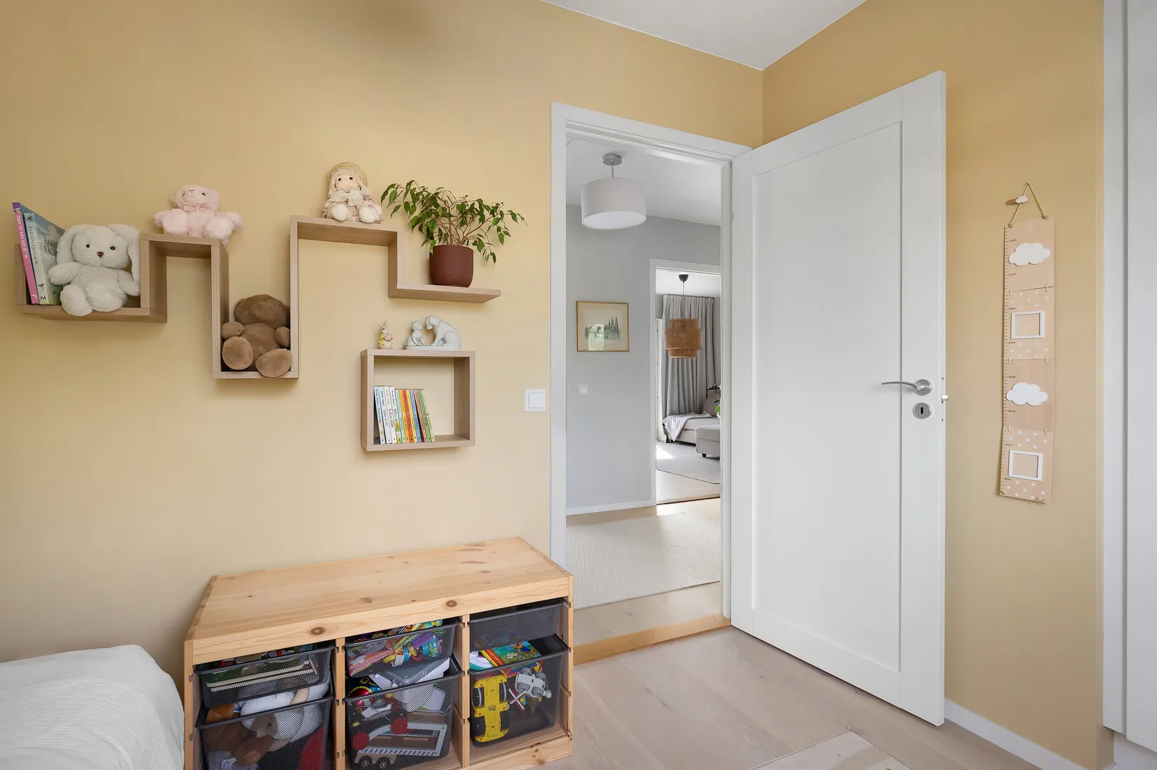 Radhus, Björnmossvägen 33, Lindbacken, Uppsala