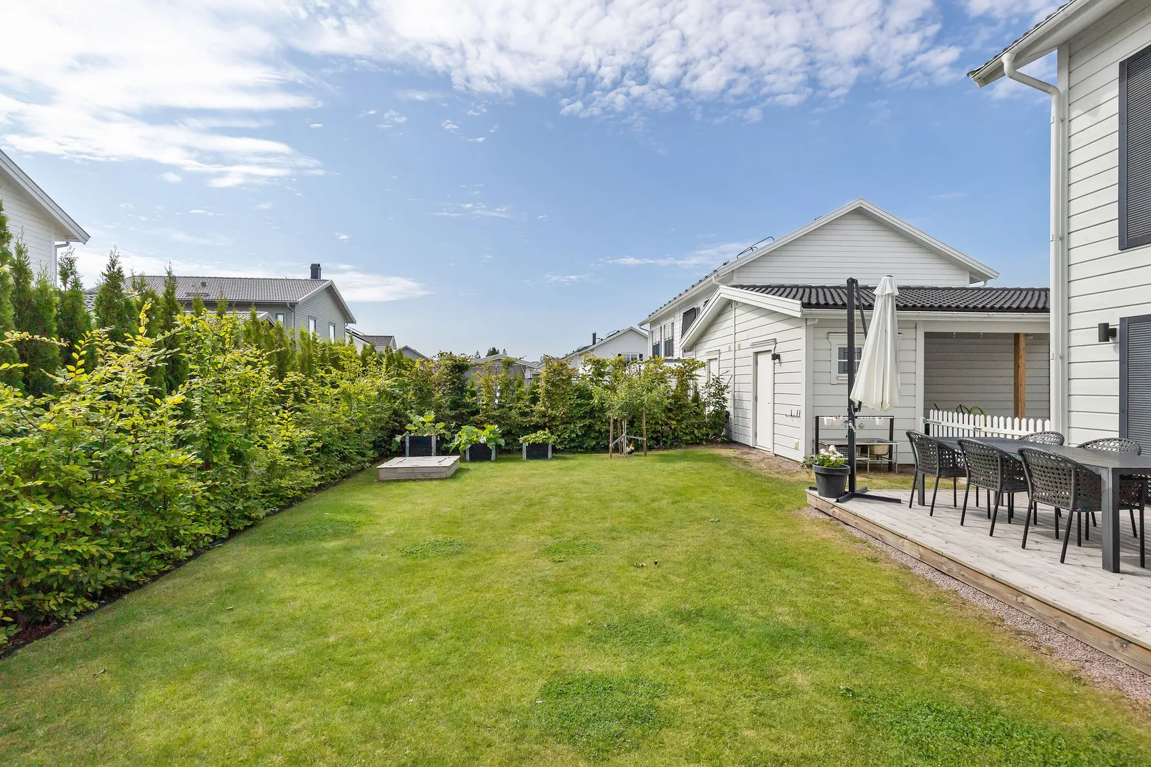 Radhus, Björnmossvägen 33, Lindbacken, Uppsala