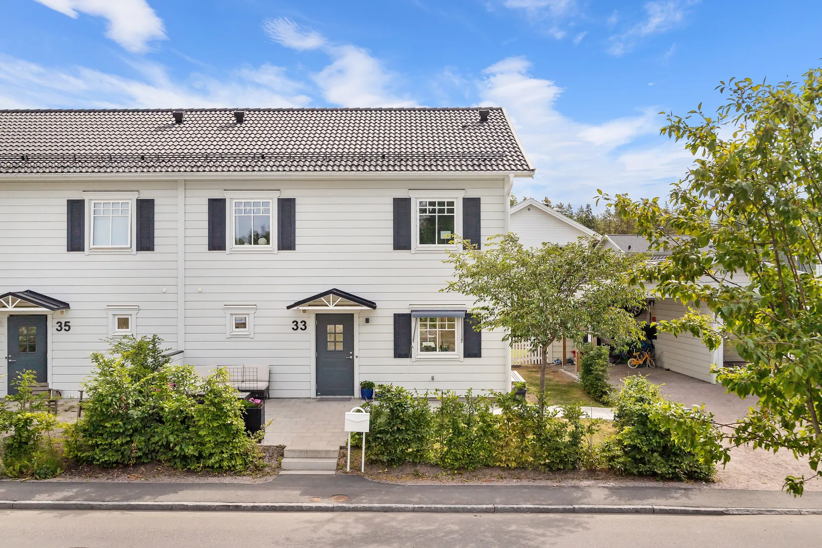 Radhus, Björnmossvägen 33, Lindbacken, Uppsala