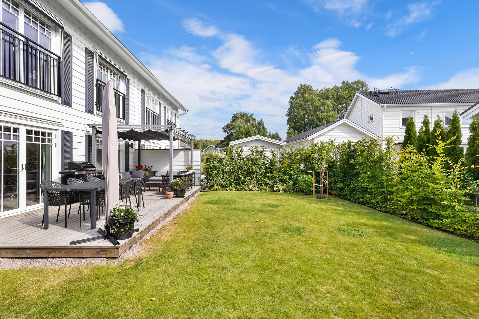 Radhus, Björnmossvägen 33, Lindbacken, Uppsala