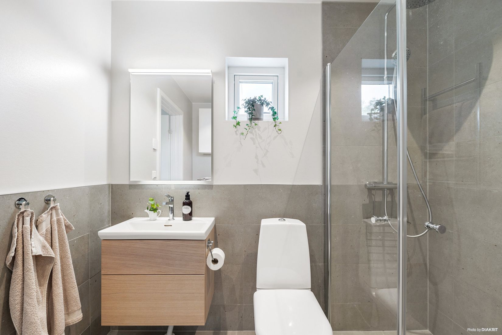 Radhus, Björnmossvägen 33, Lindbacken, Uppsala