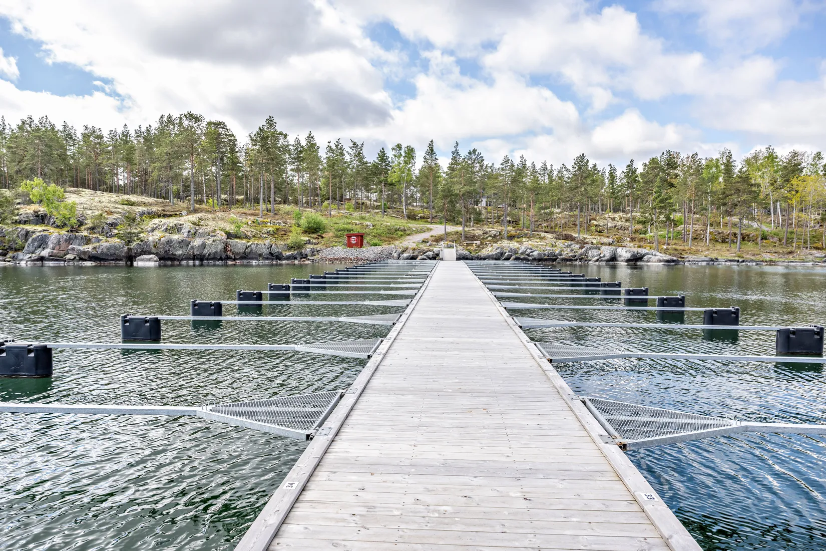 Tomt, Lotsvägen 1, Gryts skärgård, Valdemarsvik
