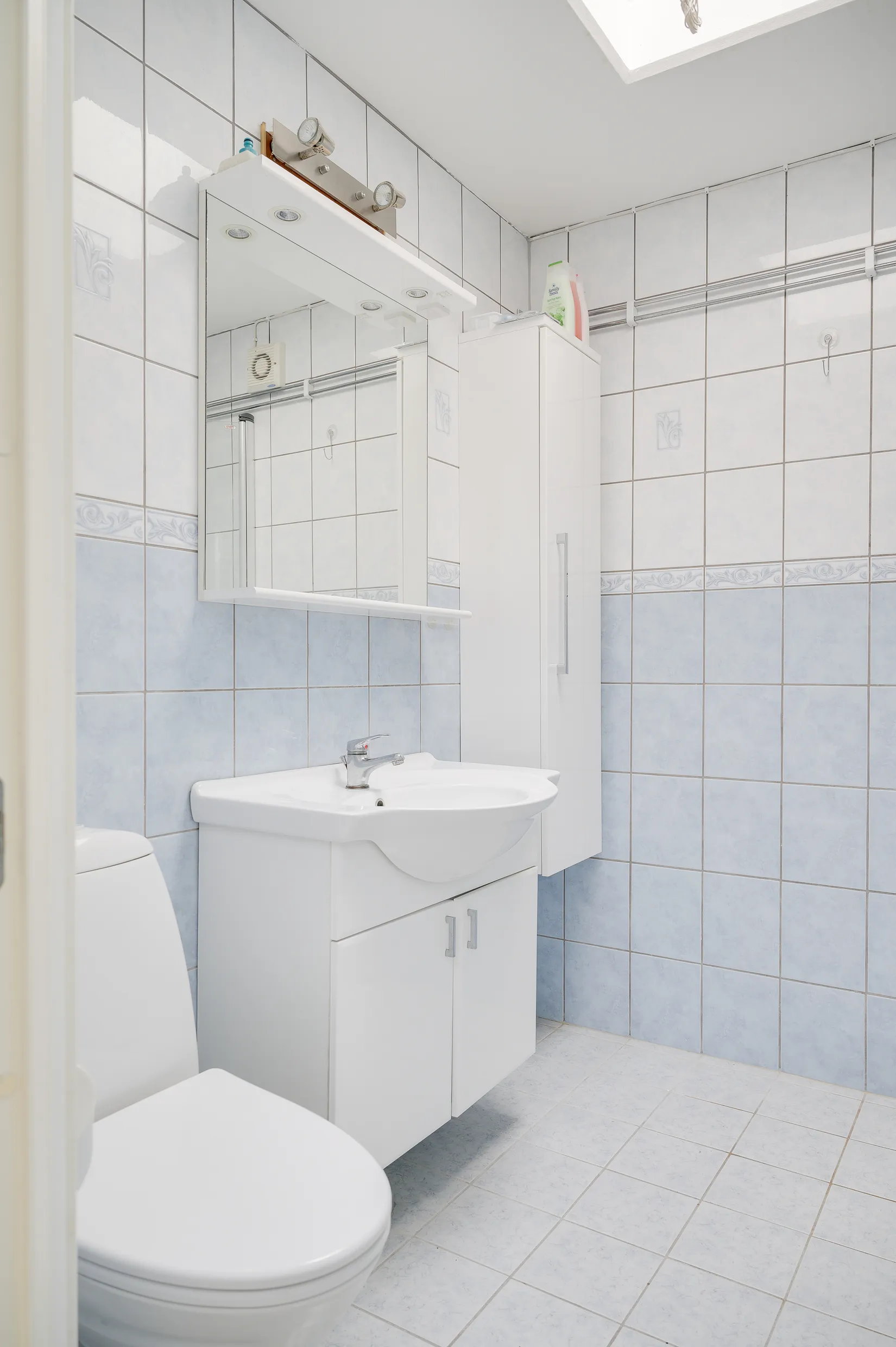 Villa, Radhus, Backavägen 14F, Katrineholm Söder, Katrineholm