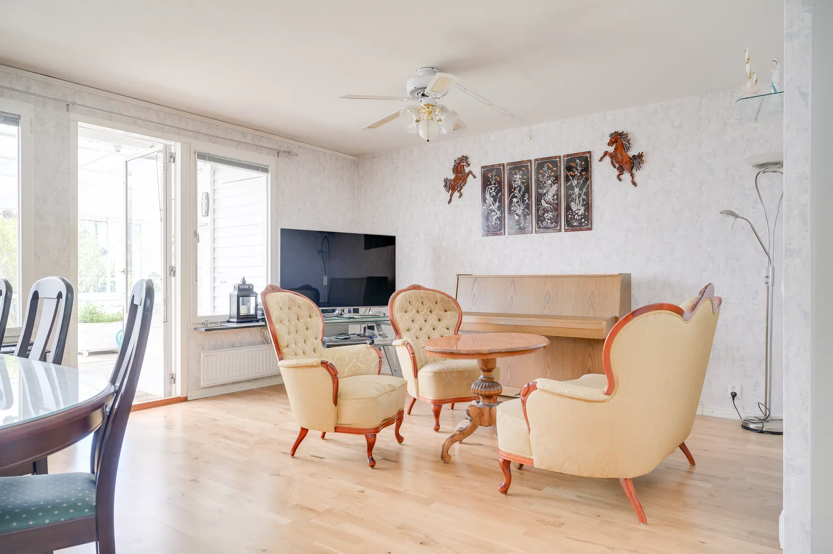 Villa, Radhus, Backavägen 14F, Katrineholm Söder, Katrineholm