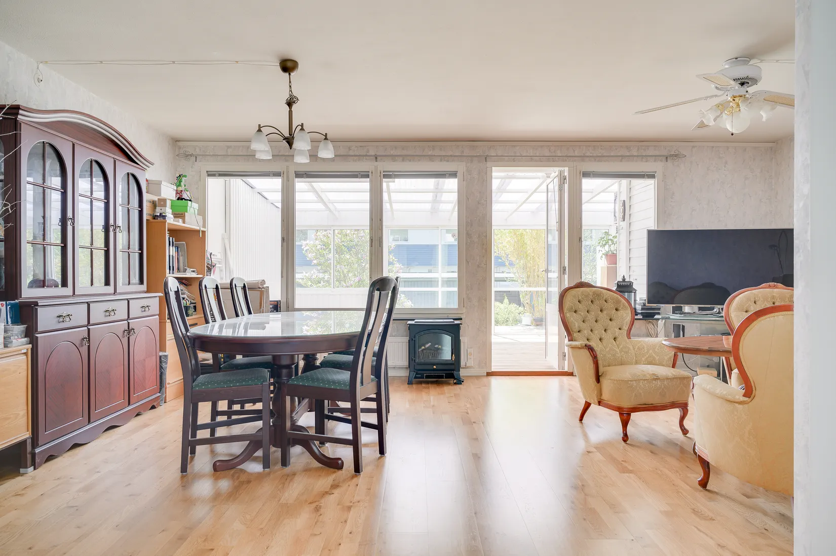 Villa, Radhus, Backavägen 14F, Katrineholm Söder, Katrineholm