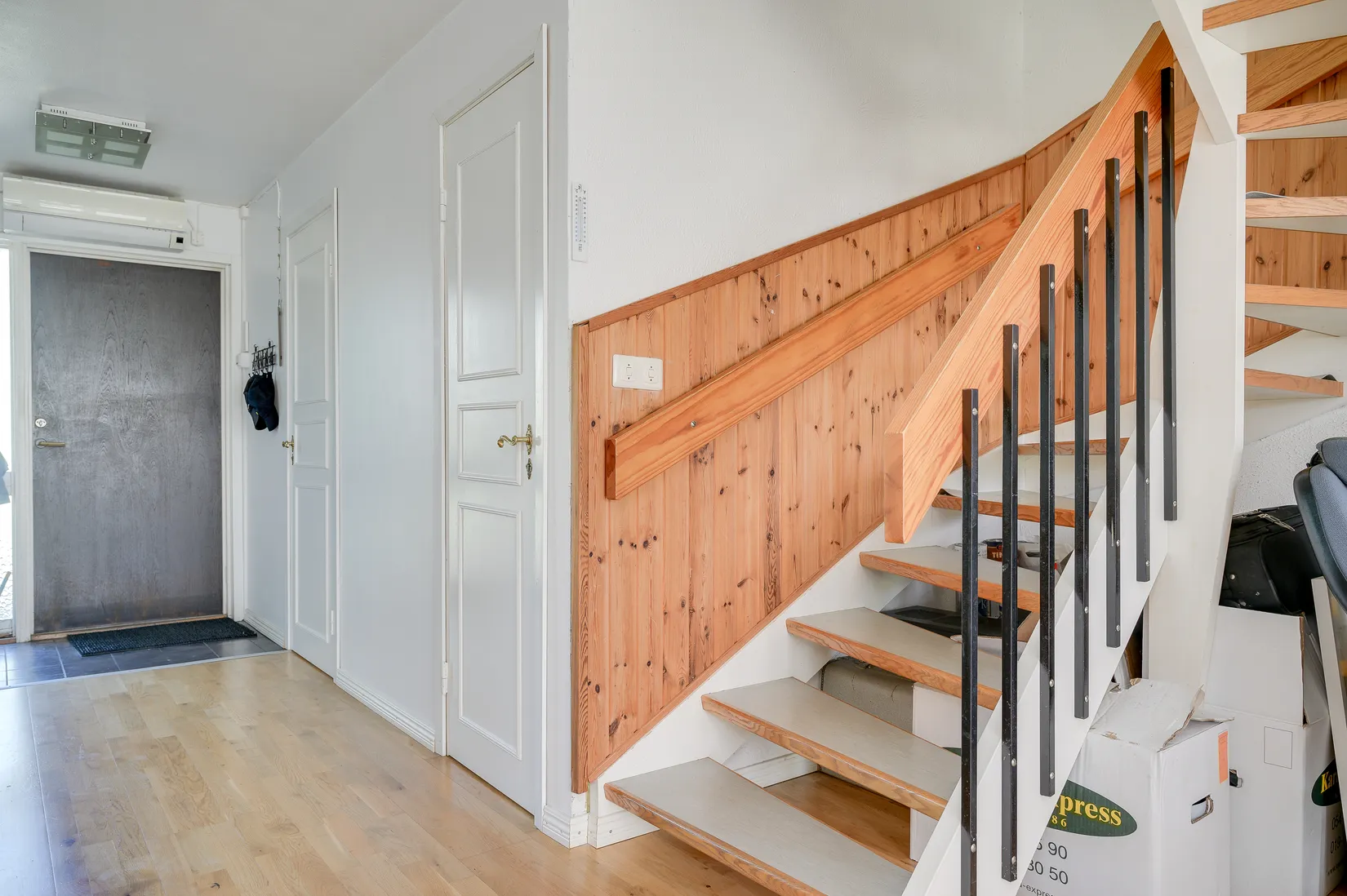 Villa, Radhus, Backavägen 14F, Katrineholm Söder, Katrineholm