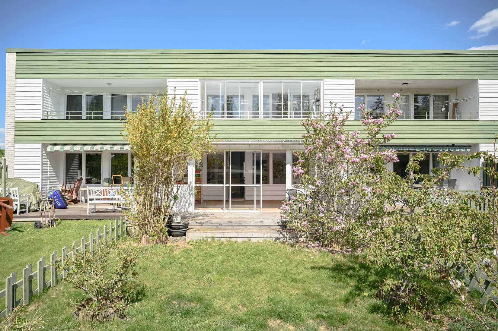 Villa, Radhus, Backavägen 14F, Katrineholm Söder, Katrineholm