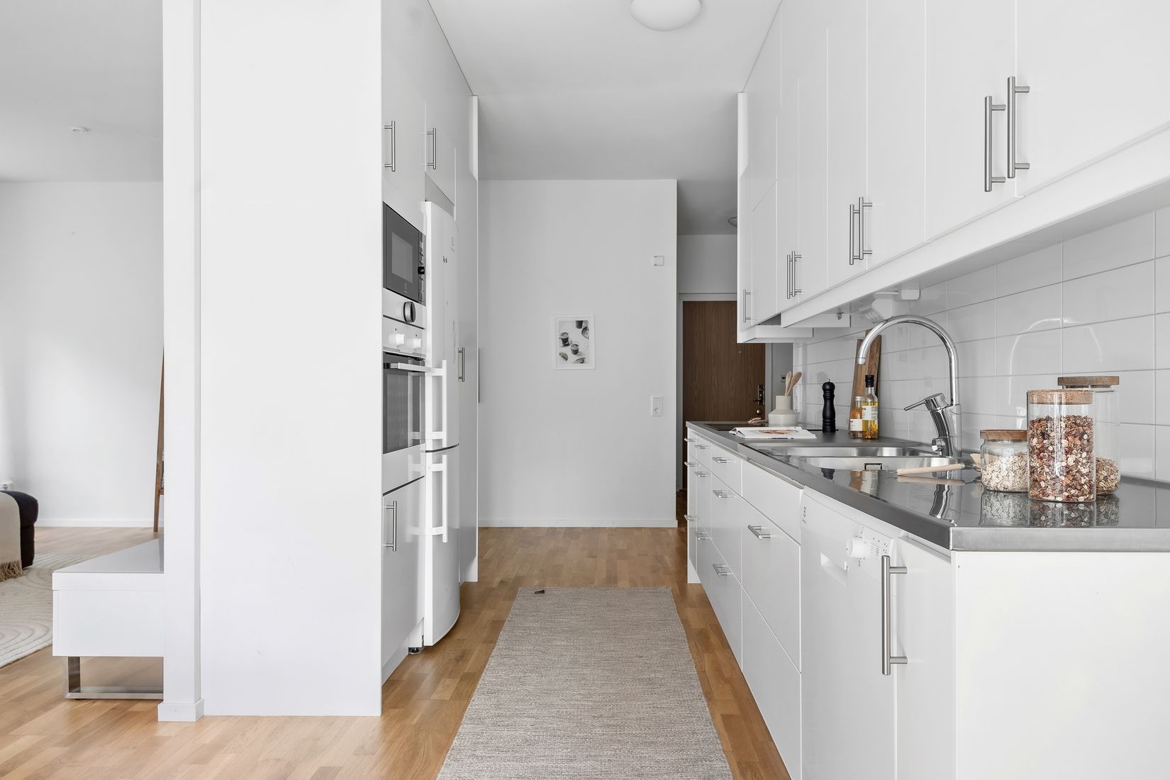 Bostadsrätt, Jämtlandsgatan 99, Vån 1 (13011/1001), Vällingby Parkstad / Råcksta, Stockholm