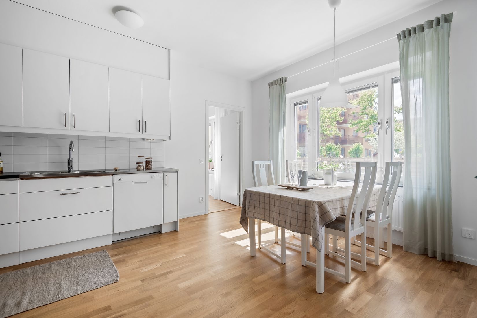 Bostadsrätt, Jämtlandsgatan 99, Vån 1 (13011/1001), Vällingby Parkstad / Råcksta, Stockholm