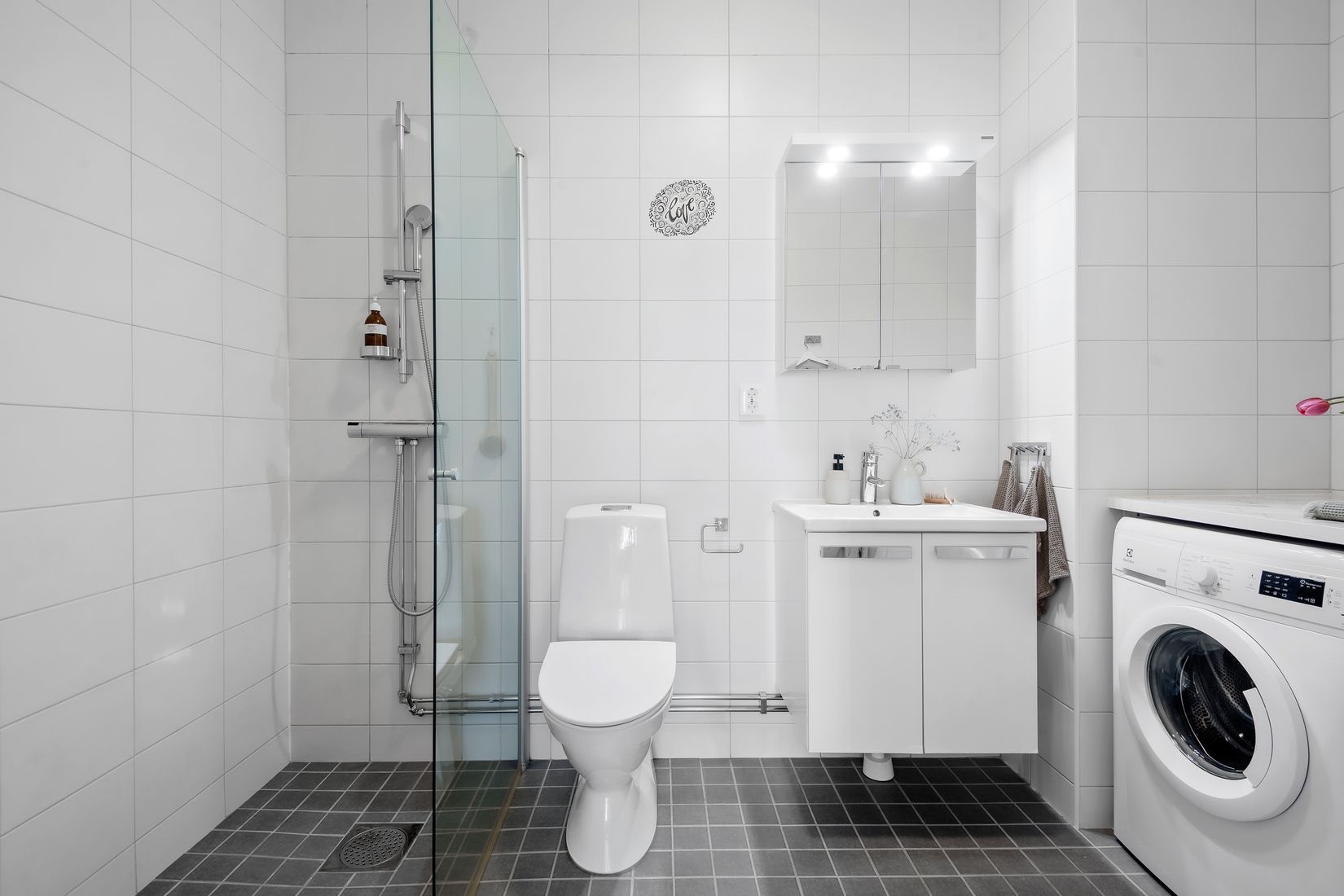 Bostadsrätt, Jämtlandsgatan 99, Vån 1 (13011/1001), Vällingby Parkstad / Råcksta, Stockholm