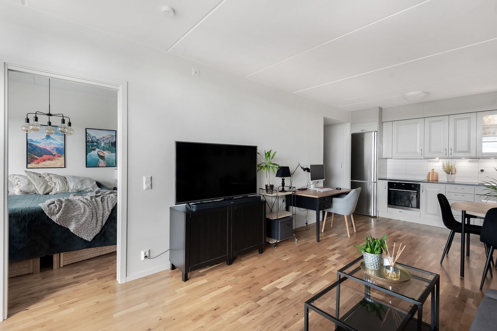 Bostadsrätt, Funäsgatan 8, Vån 8 (183/1703), Råcksta / Vällingby Parkstad, Stockholm