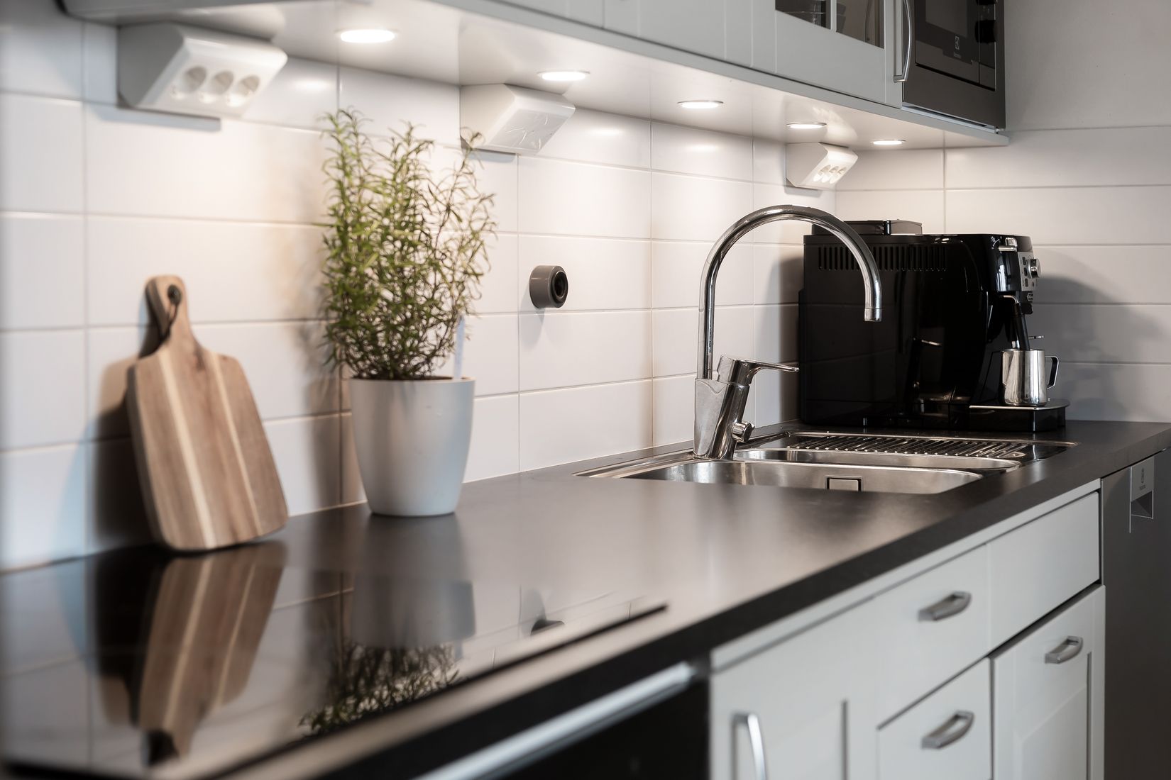 Bostadsrätt, Funäsgatan 8, Vån 8 (183/1703), Råcksta / Vällingby Parkstad, Stockholm