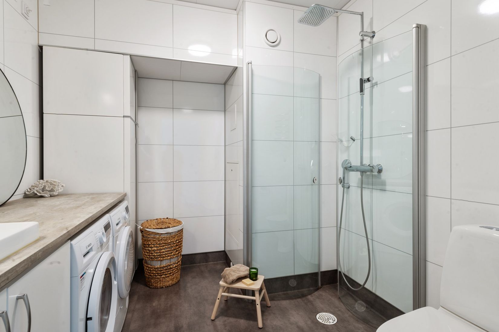 Villa, Lövsångarvägen 31, Valsjöskogen, Margaretelund, Österåker