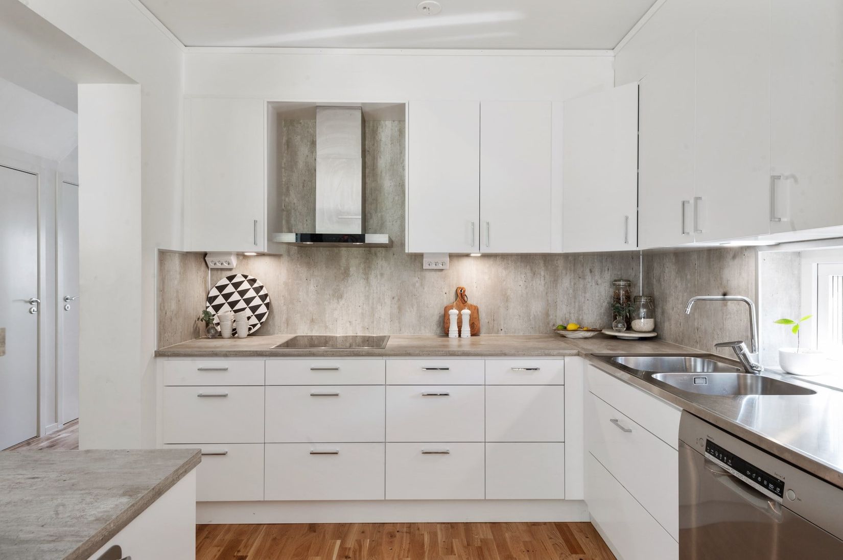 Villa, Lövsångarvägen 31, Valsjöskogen, Margaretelund, Österåker