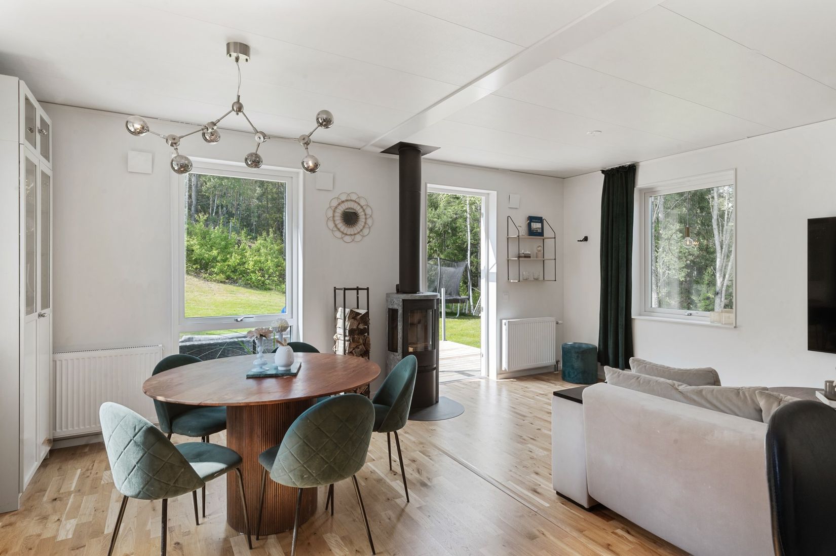 Villa, Lövsångarvägen 31, Valsjöskogen, Margaretelund, Österåker