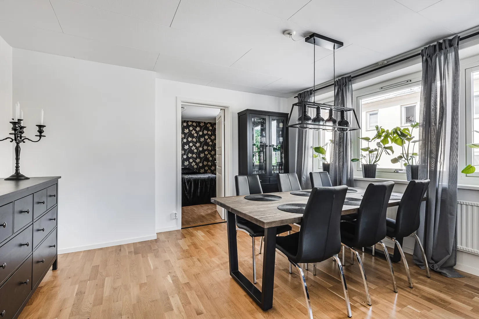 Bostadsrätt, Klostergatan 23B, Centralt vid Kyrkberget, Strängnäs