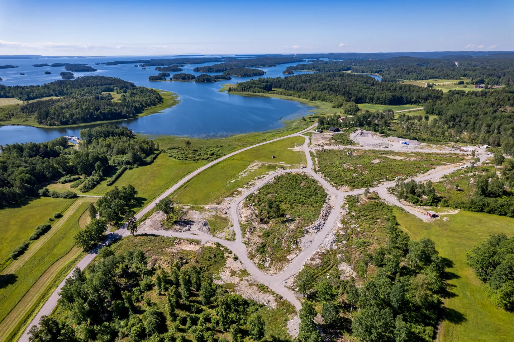 Tomt, Åviken, Askersund
