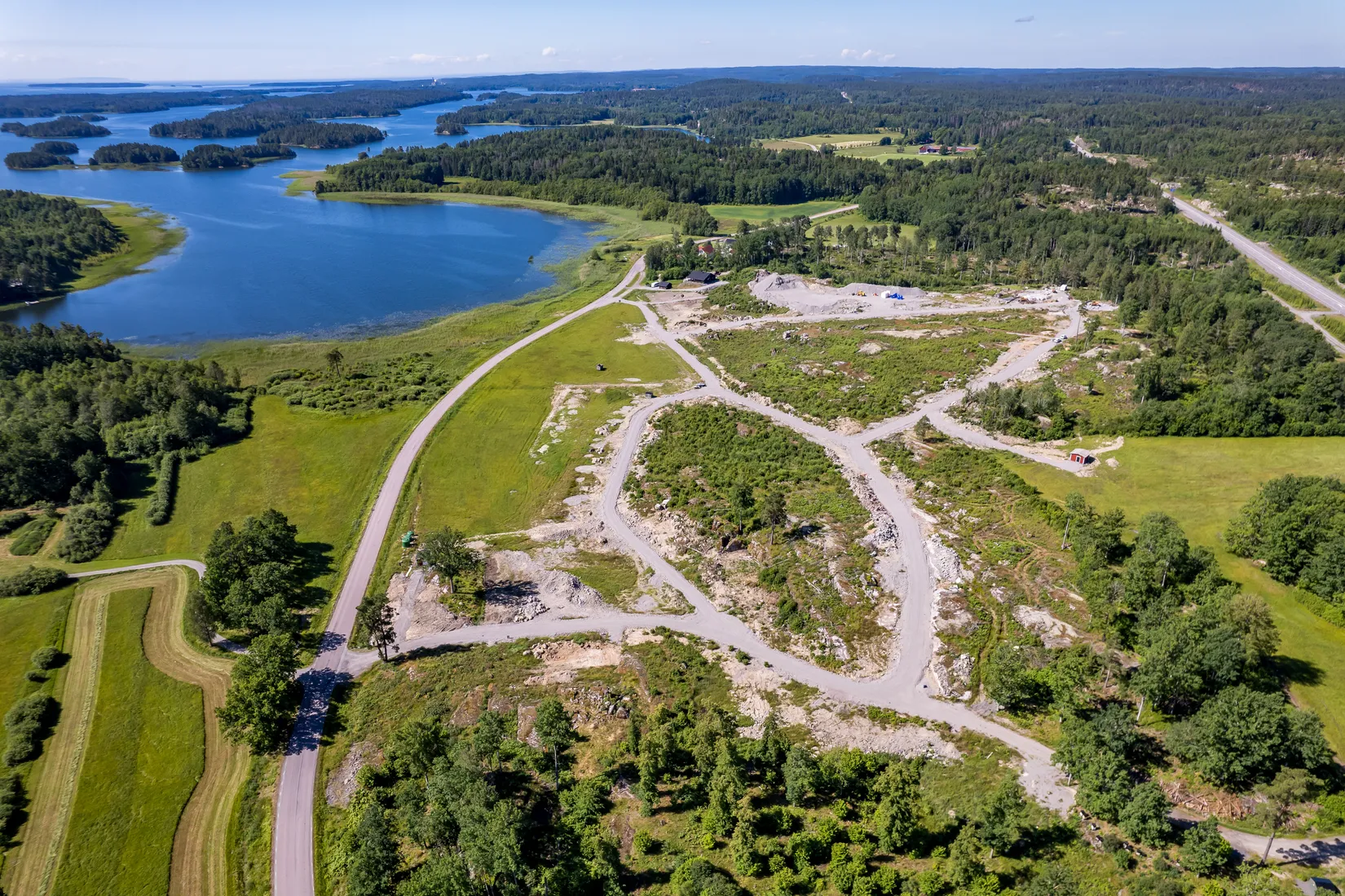 Tomt, Åviken, Askersund