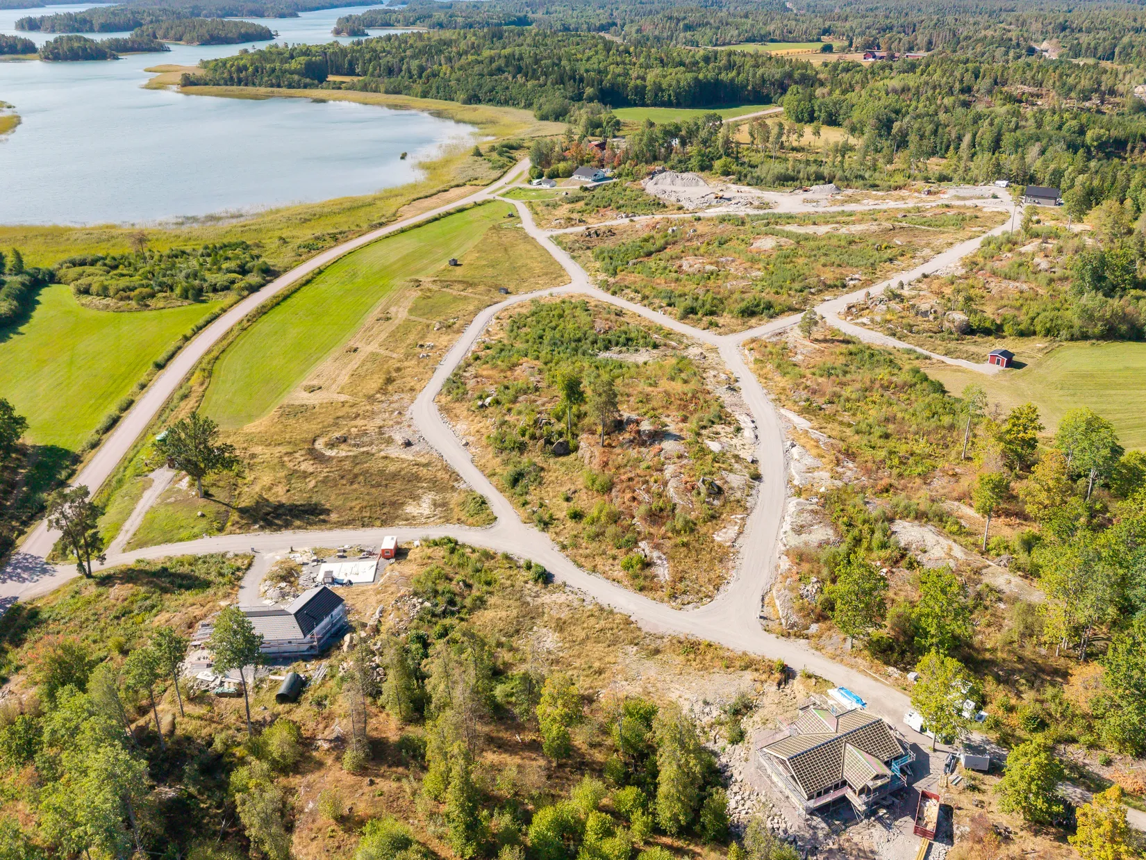 Tomt, Åviken, Askersund