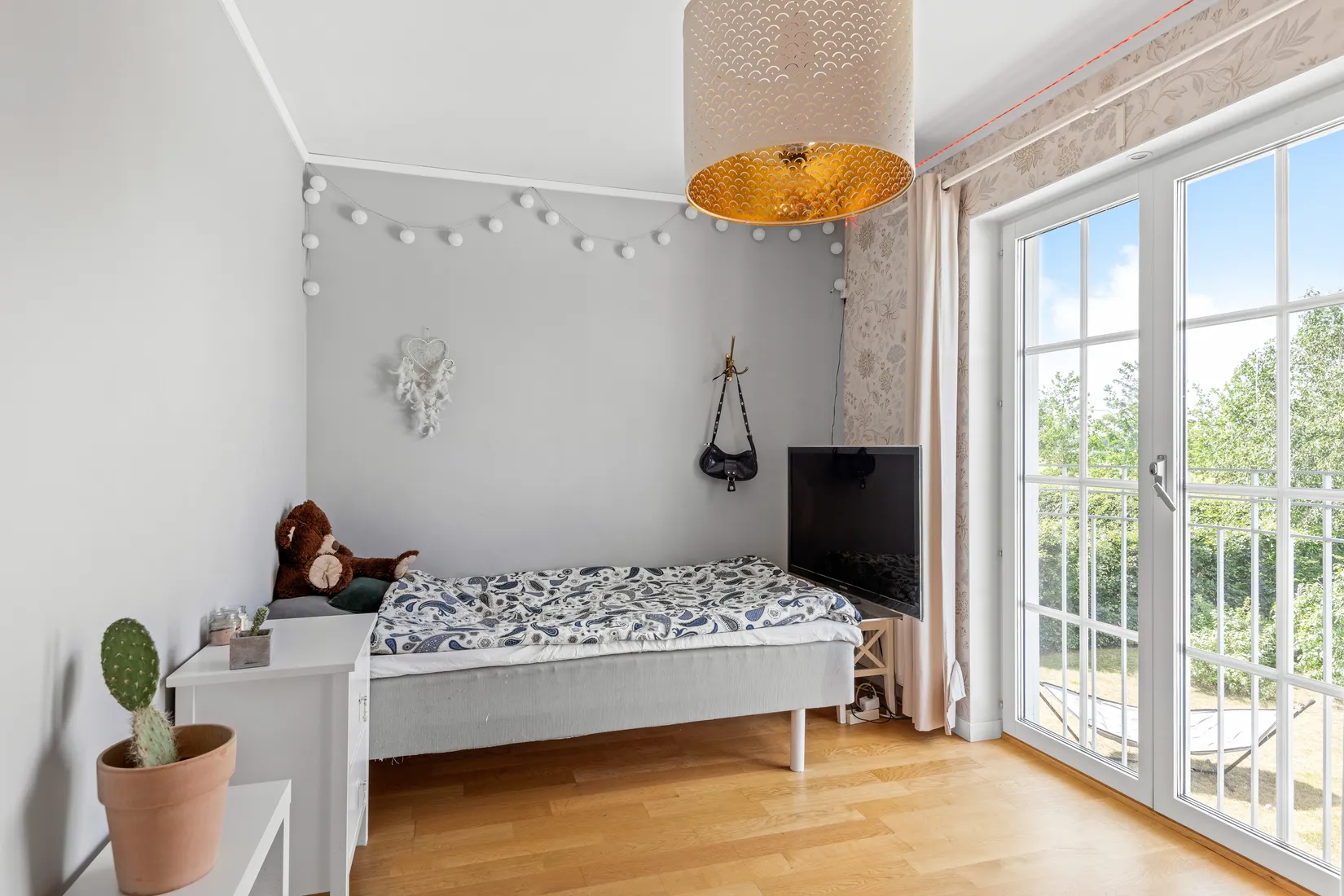 Villa, Badmintongatan 6, Gröngarn, Enköping