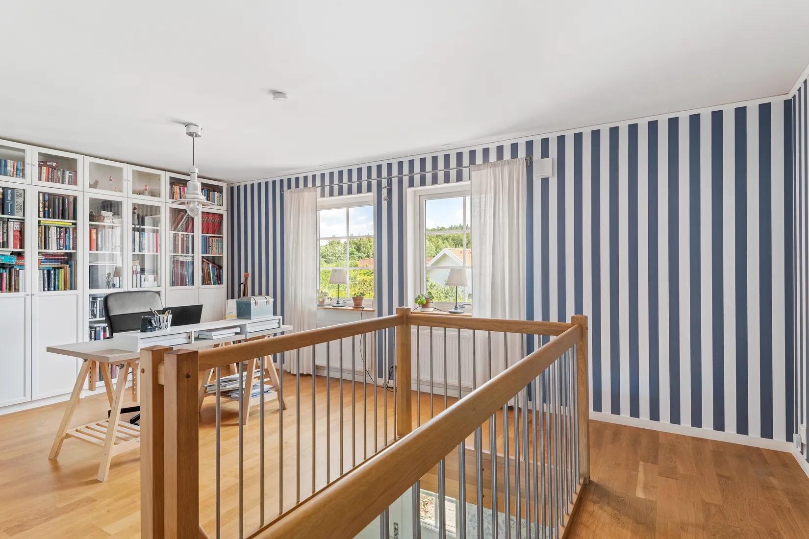 Villa, Badmintongatan 6, Gröngarn, Enköping