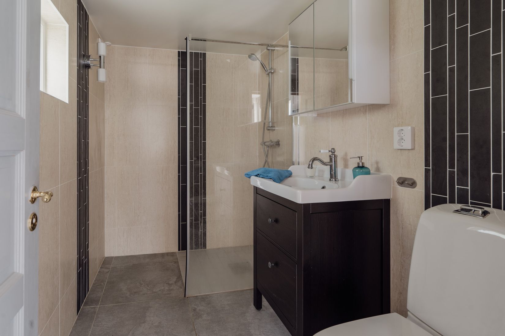 Villa, Högås Sund 153 och 155, Uddevalla