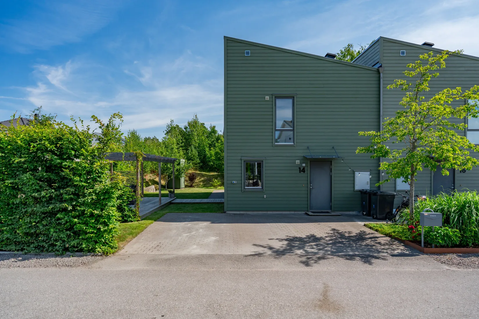 Radhus, Soldattorpsvägen 14, Lindbacken, Uppsala