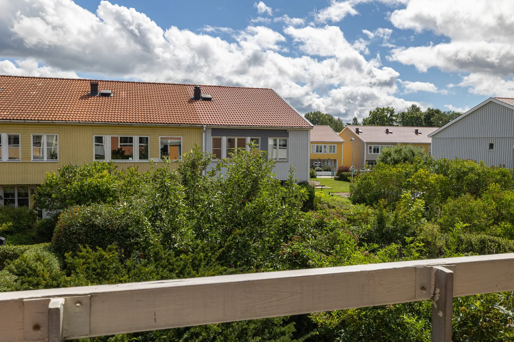 Villa, Radhus, Lövmovägen 113, Bollstanäs, Upplands Väsby