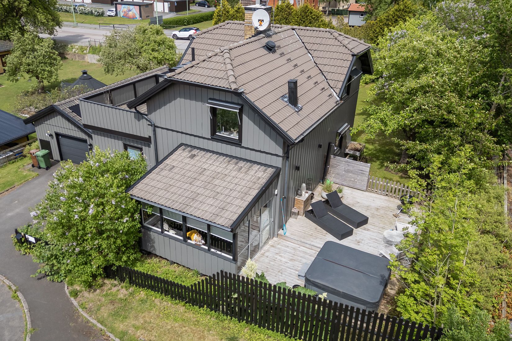 Villa, Högarensgatan 12, Falköping