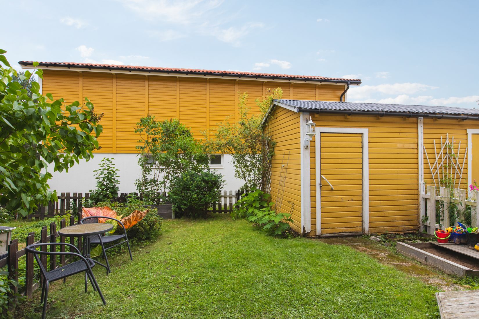 Radhus, Vallhovsvägen 178C, Vallhov, Sandviken