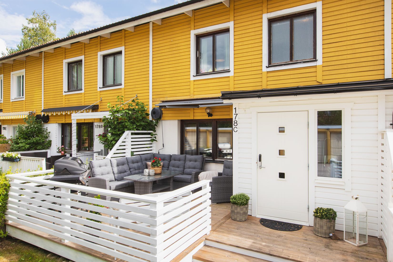 Radhus, Vallhovsvägen 178C, Vallhov, Sandviken