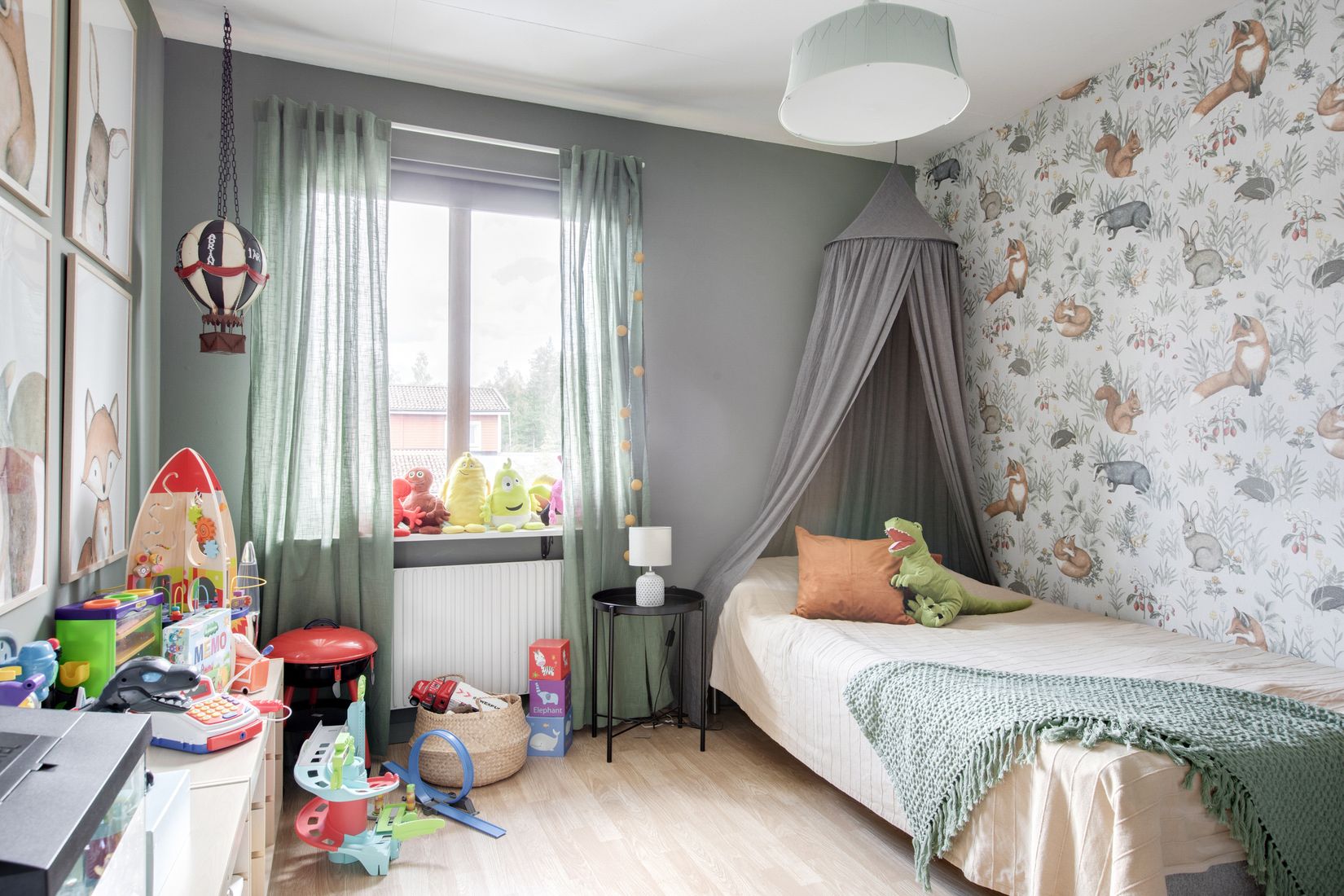 Radhus, Vallhovsvägen 178C, Vallhov, Sandviken