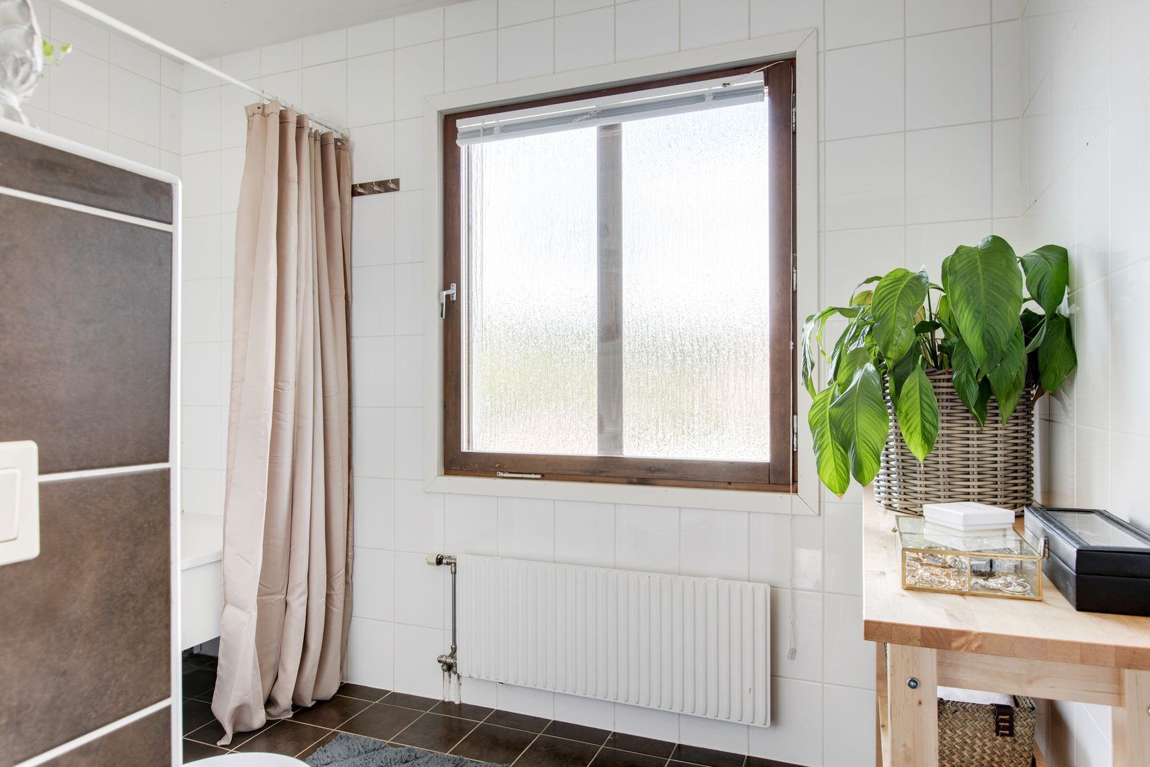 Radhus, Vallhovsvägen 178C, Vallhov, Sandviken