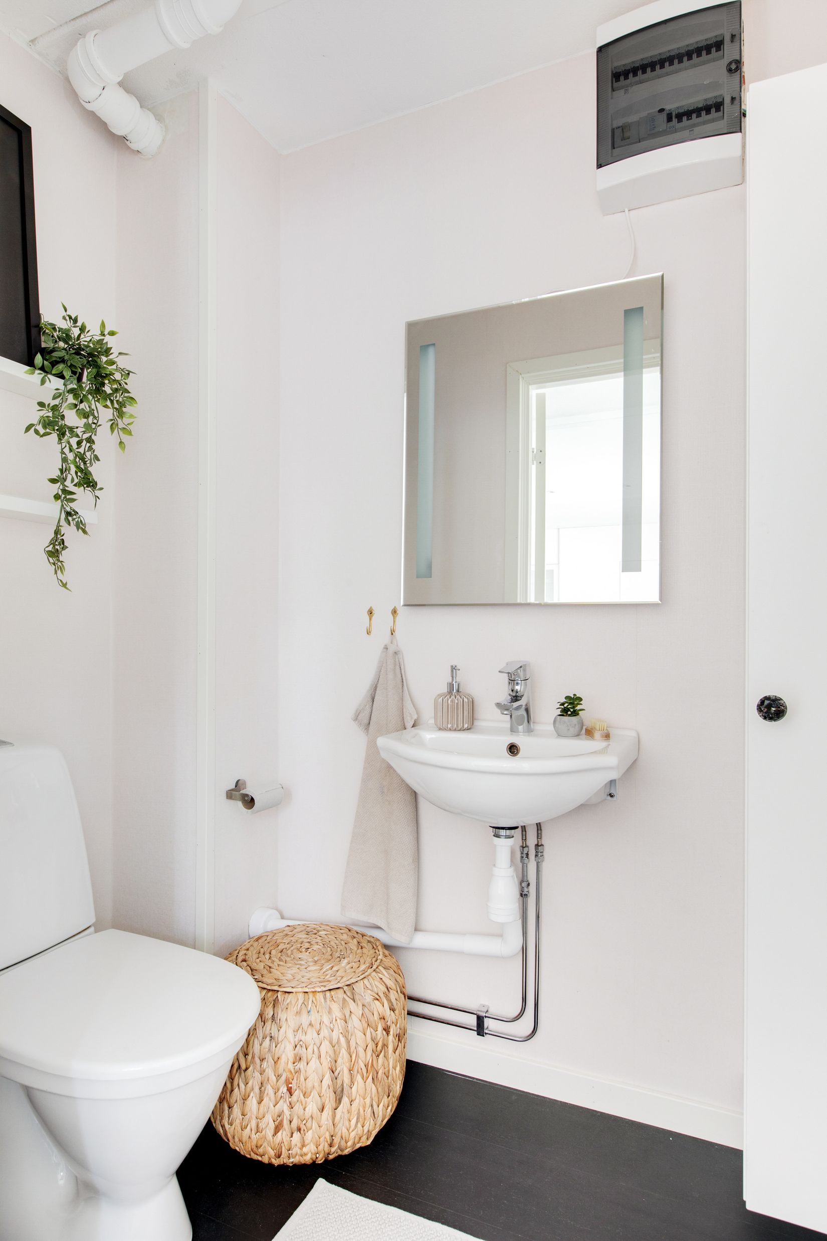 Radhus, Vallhovsvägen 178C, Vallhov, Sandviken