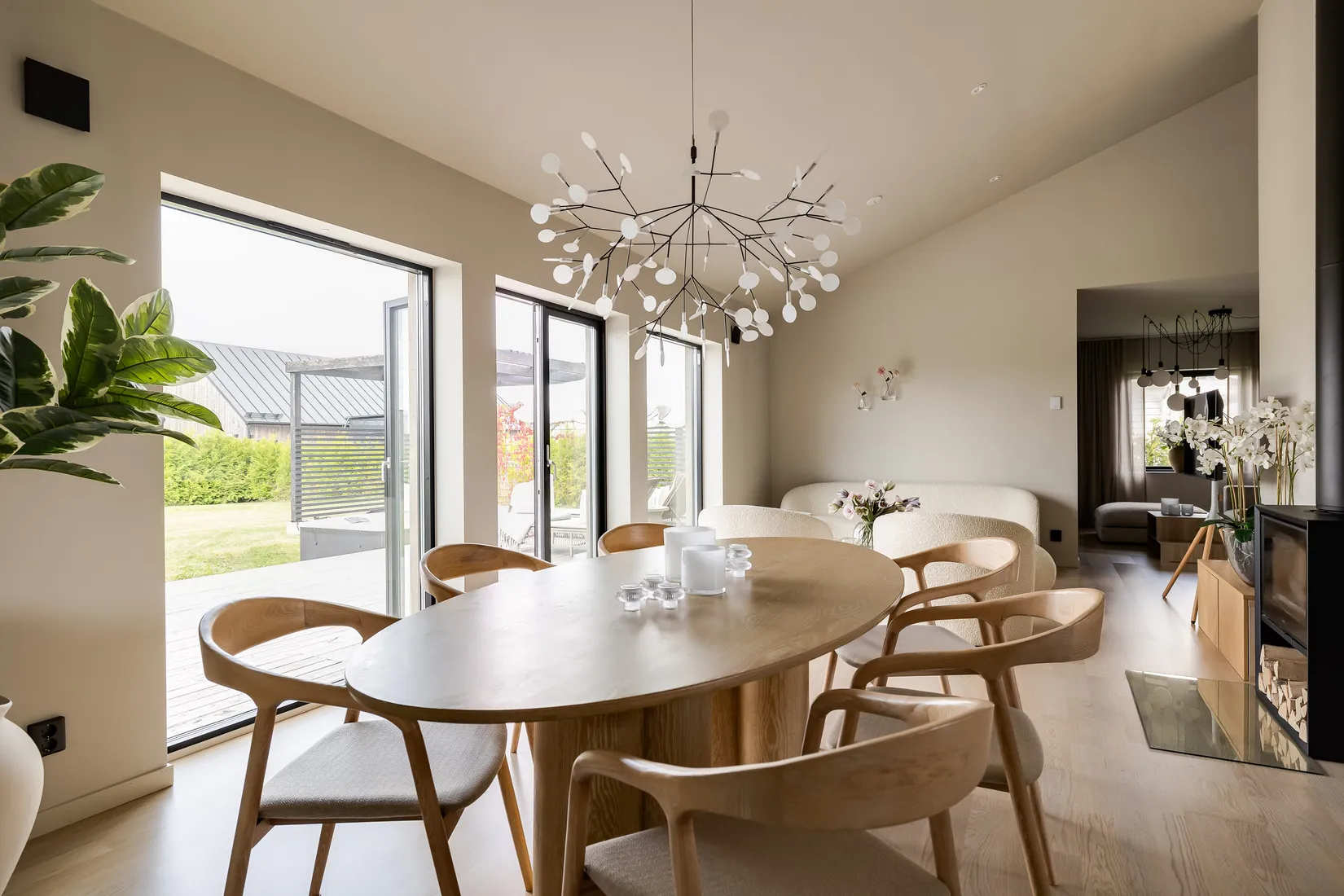 Villa, Mandelblomsgatan 6, Gröna Sörby, Kumla