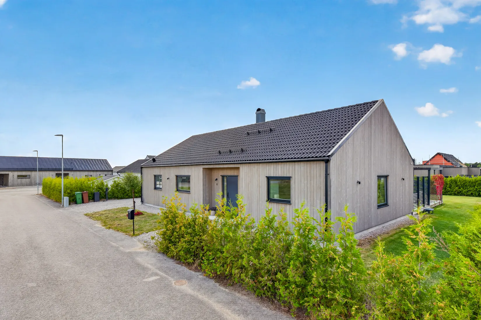 Villa, Mandelblomsgatan 6, Gröna Sörby, Kumla