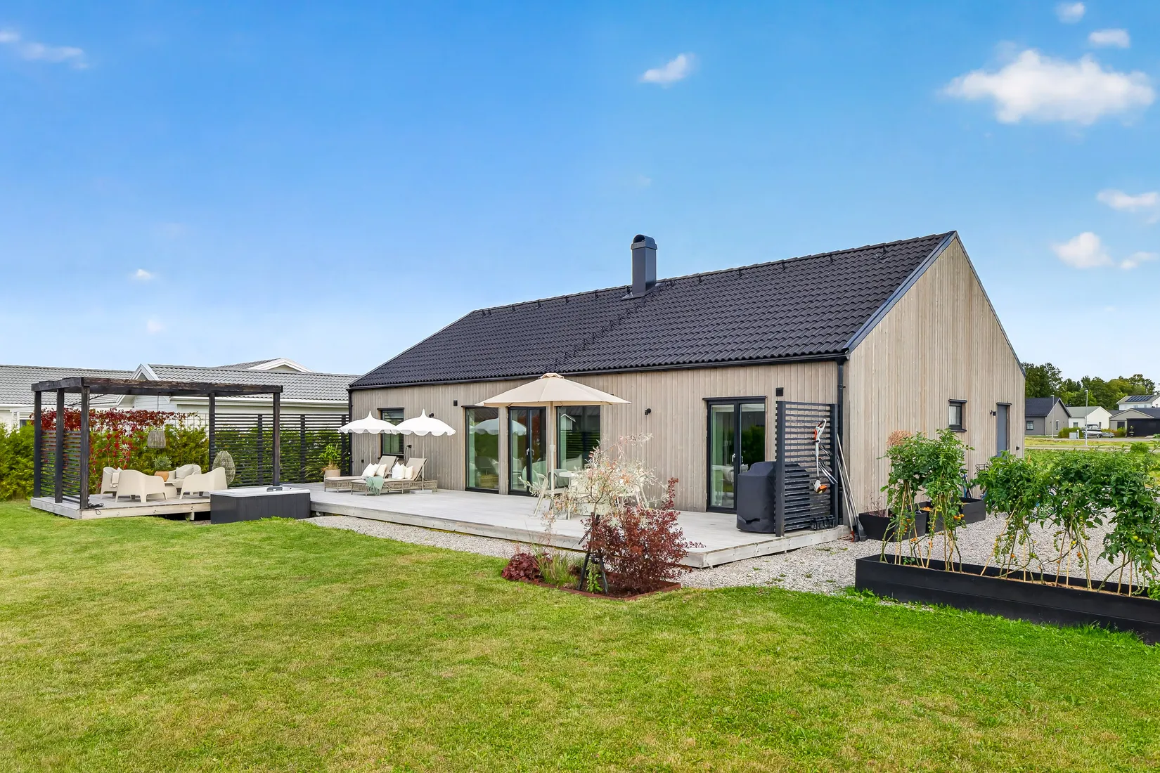 Villa, Mandelblomsgatan 6, Gröna Sörby, Kumla