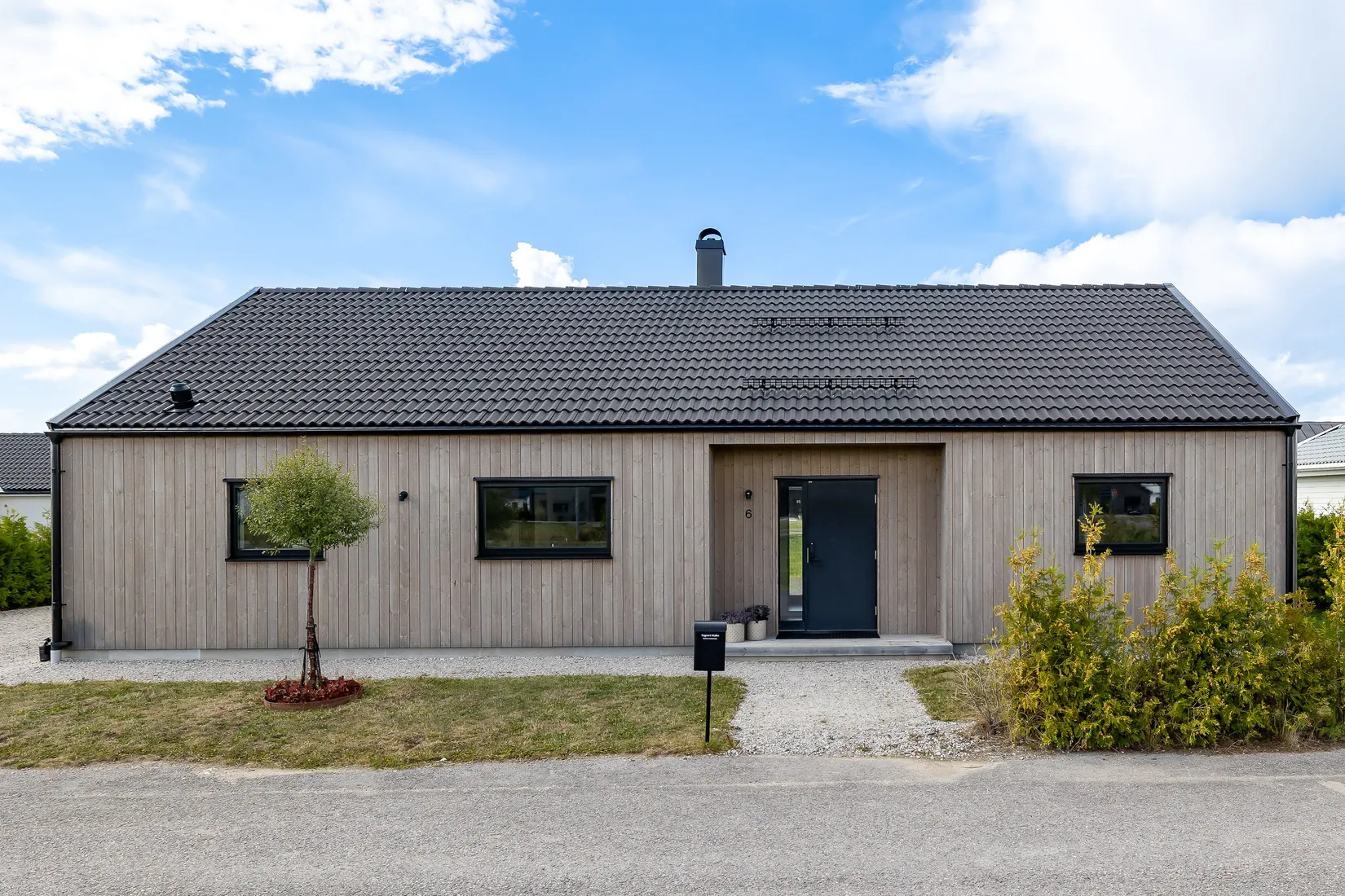 Villa, Mandelblomsgatan 6, Gröna Sörby, Kumla