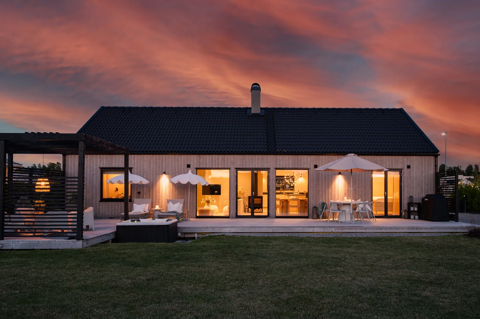 Villa, Mandelblomsgatan 6, Gröna Sörby, Kumla