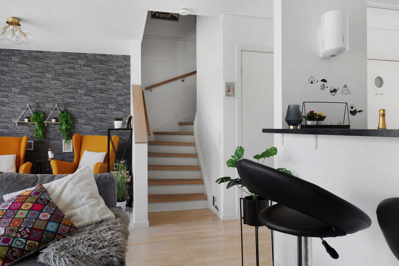 Radhus, Igelvadsstråket 25, Fresta, Upplands Väsby